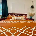 Fresh And Spacious 1 Bedroom In South Knox