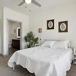 Overlook 5106 I Resort Style Living I Parking