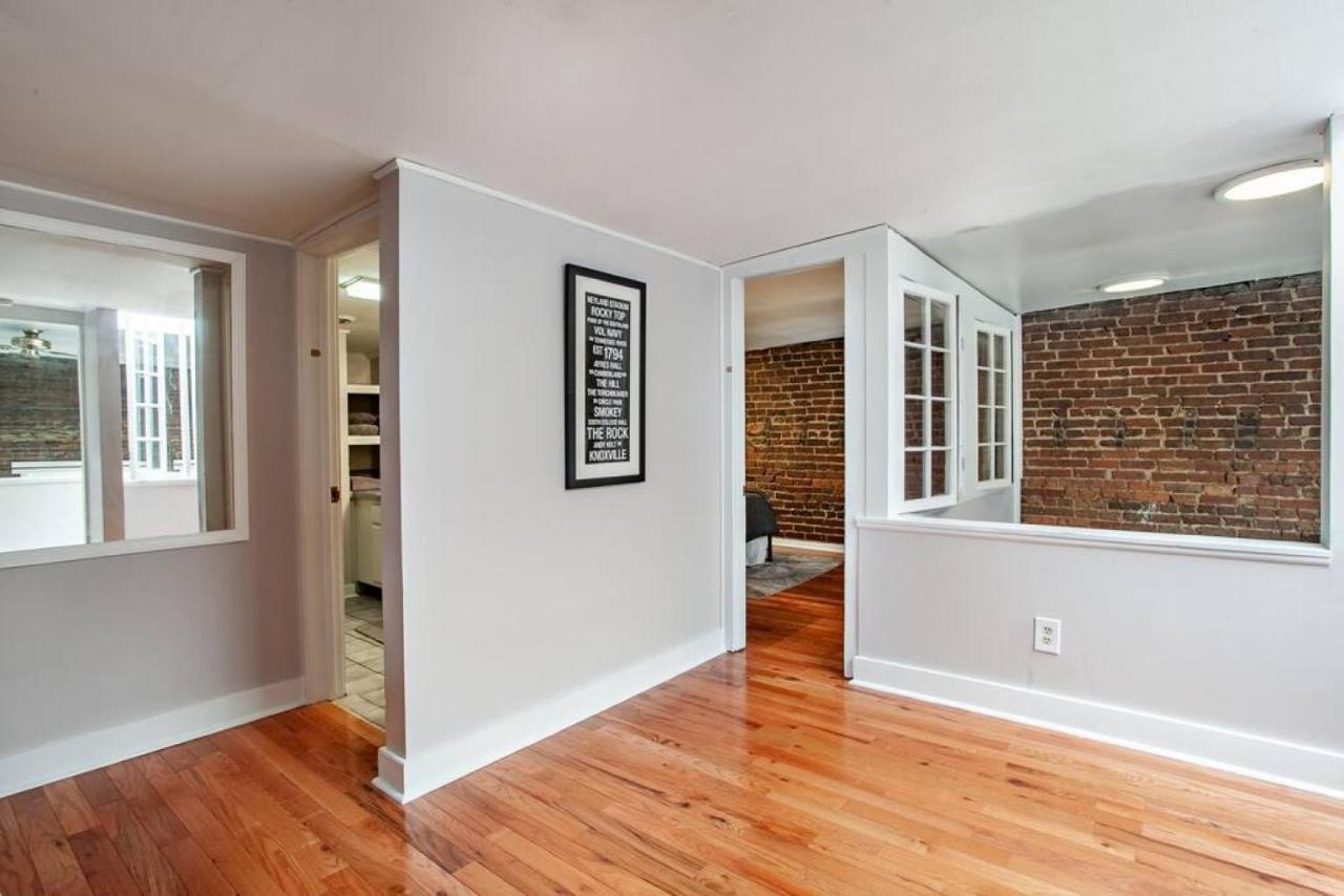 Heart Of The Old City- Minutes From Market Square Apartment *