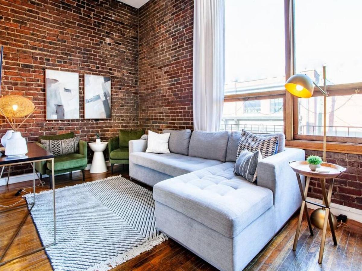 Modern Old Loft - Downtown *