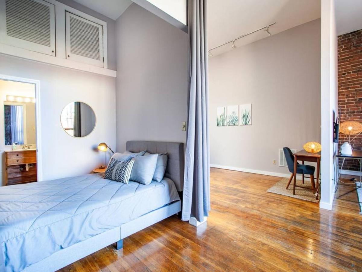Modern Old Loft - Downtown *