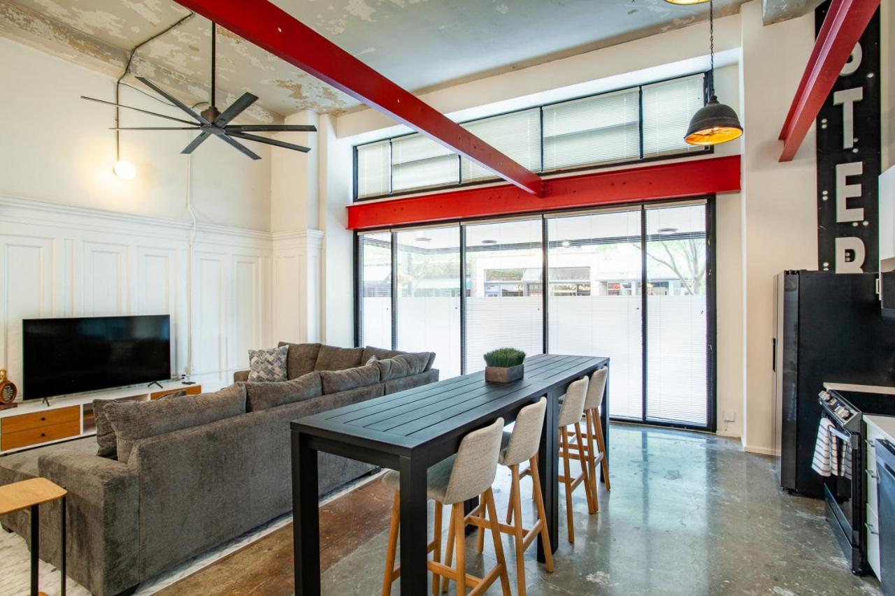 Historic Downtown Loft With Modern Flare Apartment Knoxville
