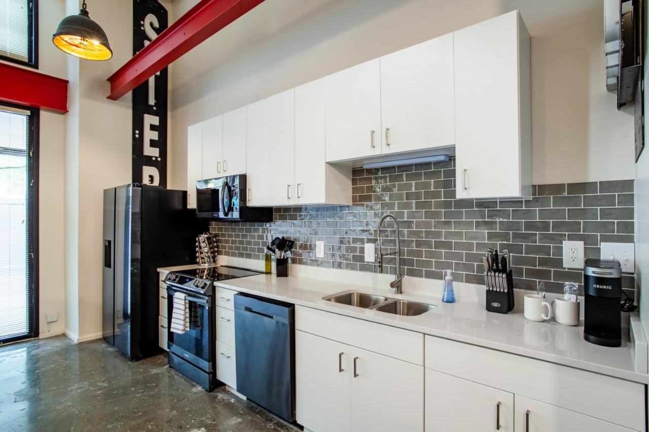 Historic Downtown Loft With Modern Flare Apartment *