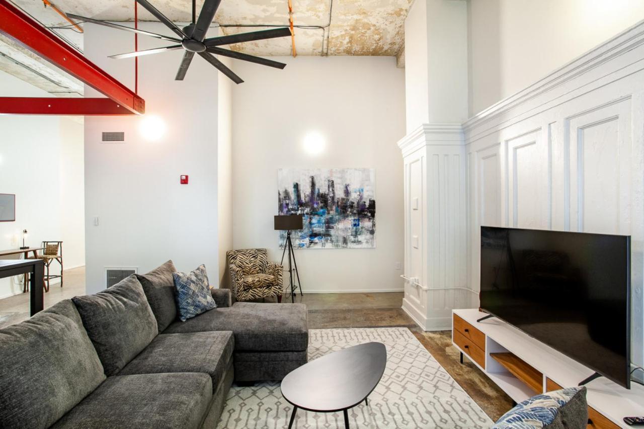 Historic Downtown Loft With Modern Flare * Knoxville