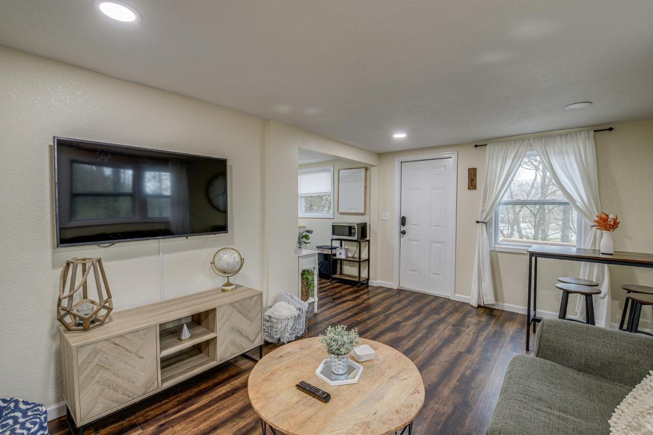 Pet-friendly About 8 Mi To Downtown Knoxville!