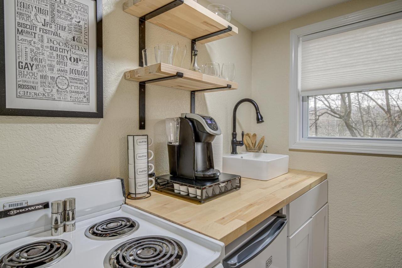 Pet-friendly About 8 Mi To Downtown Knoxville! Knoxville