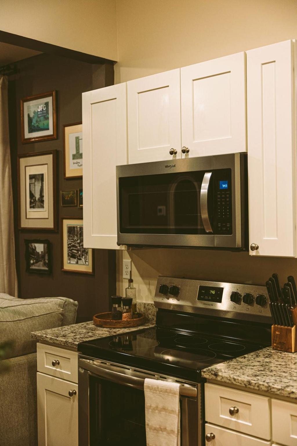 Historic Renovated 2bd - Overlooking Downtown * Knoxville