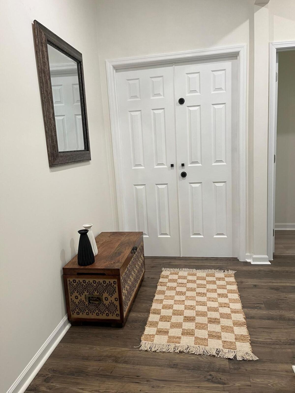 Modern And Cozy Knoxville