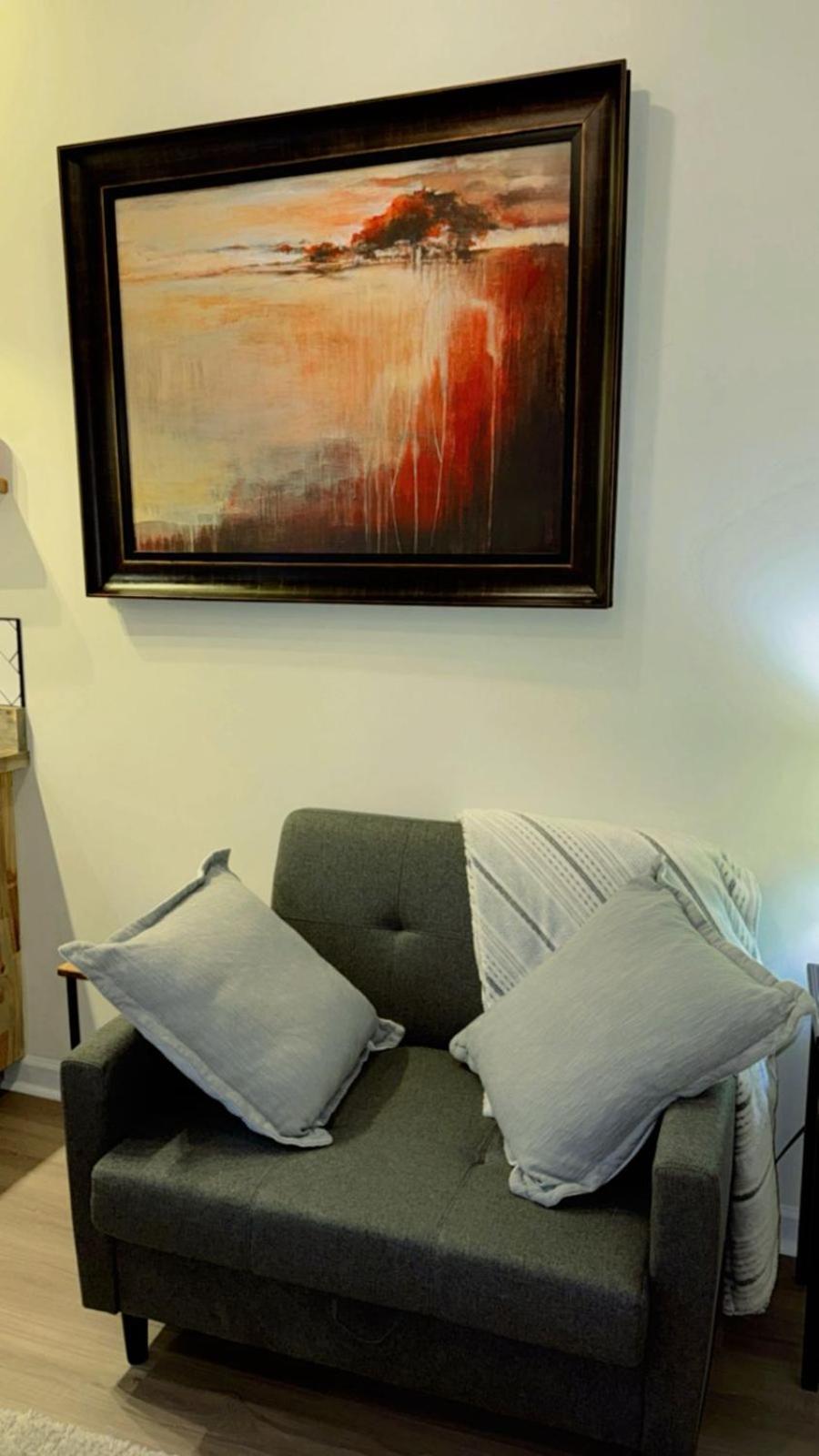 Modern And Cozy Apartment