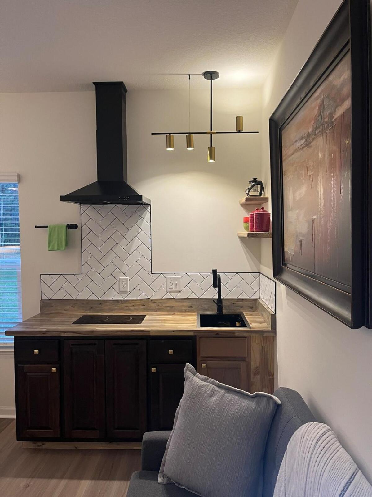Apartment Modern And Cozy