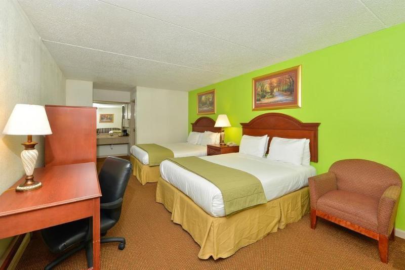 Econo Hotel