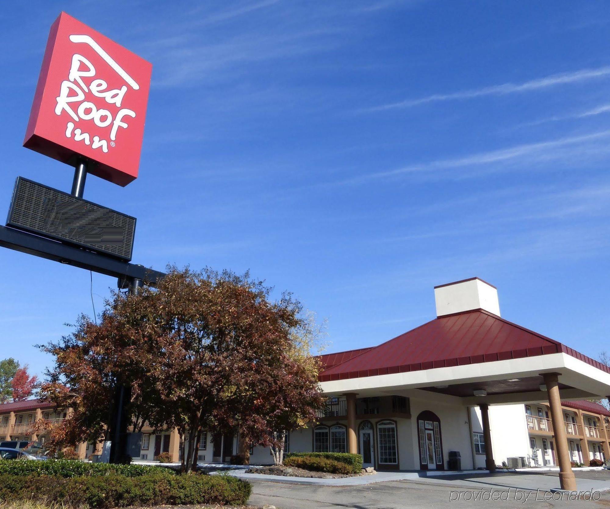Red Roof North - Merchants Drive Motel Knoxville