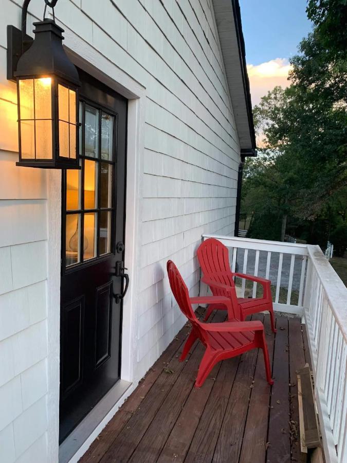 Boyd Harvey Main House & Carriage House Holiday home