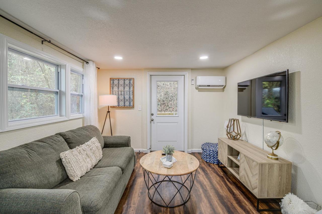 Pet-friendly About 8 Mi To Downtown Knoxville! * Knoxville